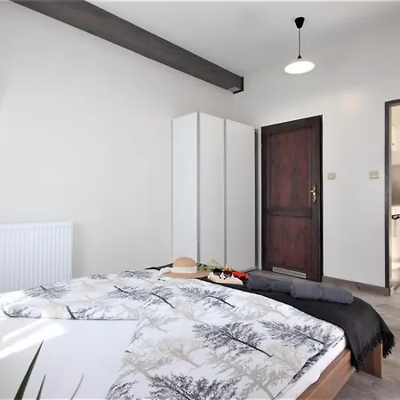 Apart Studio Rambiert Homestay *